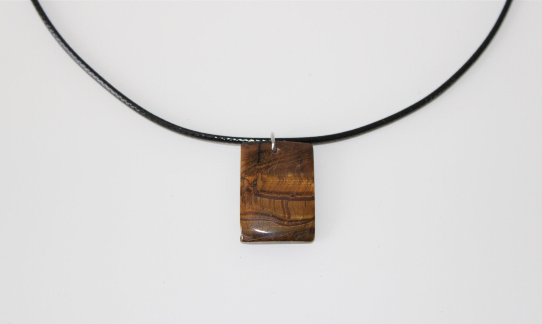 Collier Pendentif Oeil de Tigre