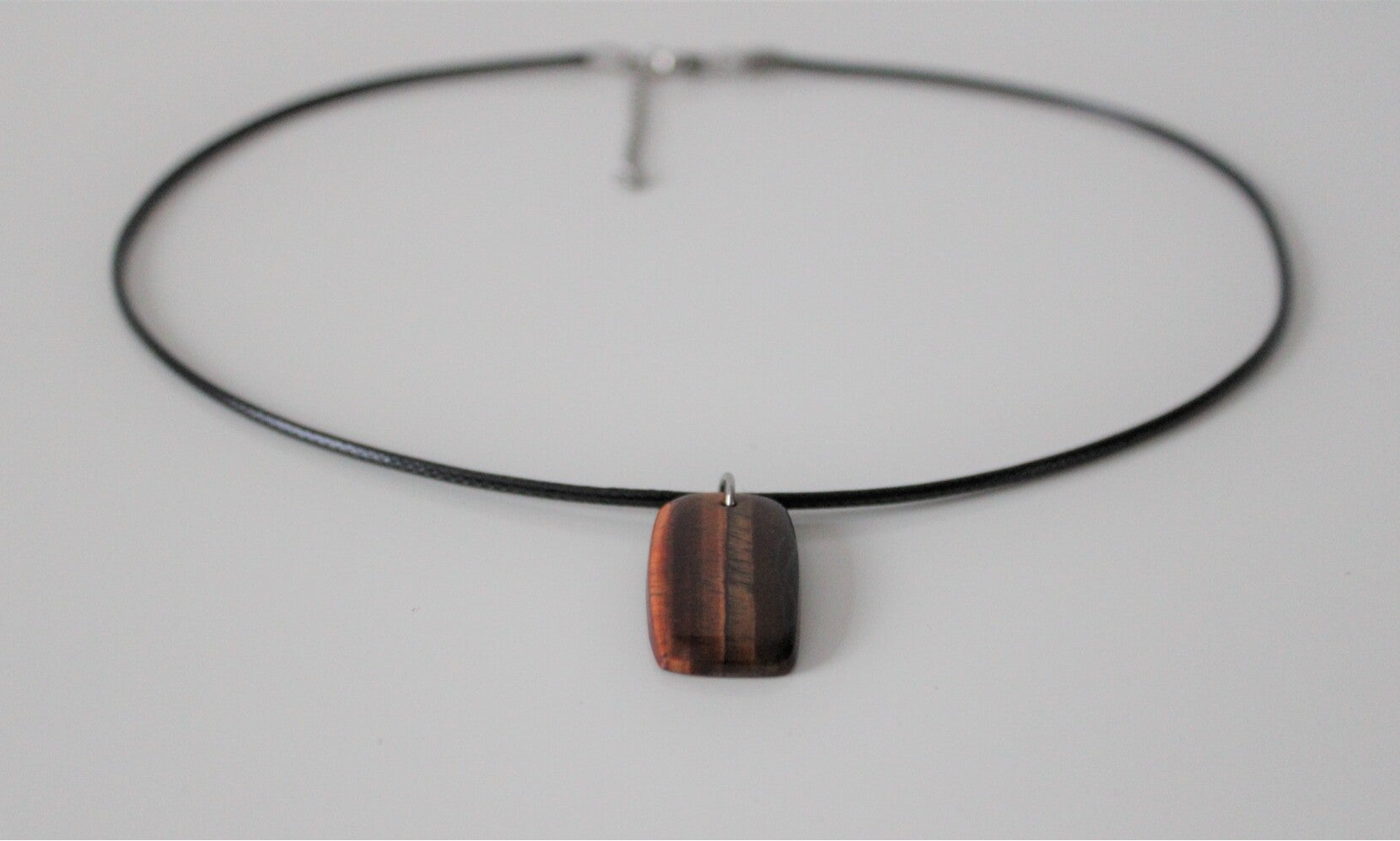 Collier pendentif Oeil de Taureau