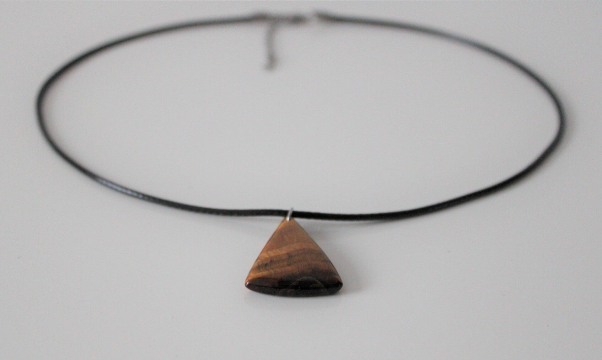 Collier Pendentif Oeil de Tigre