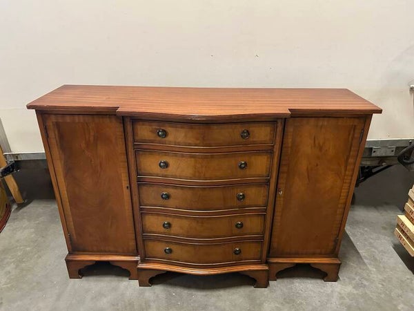 Vintage dressoir warme fineer look