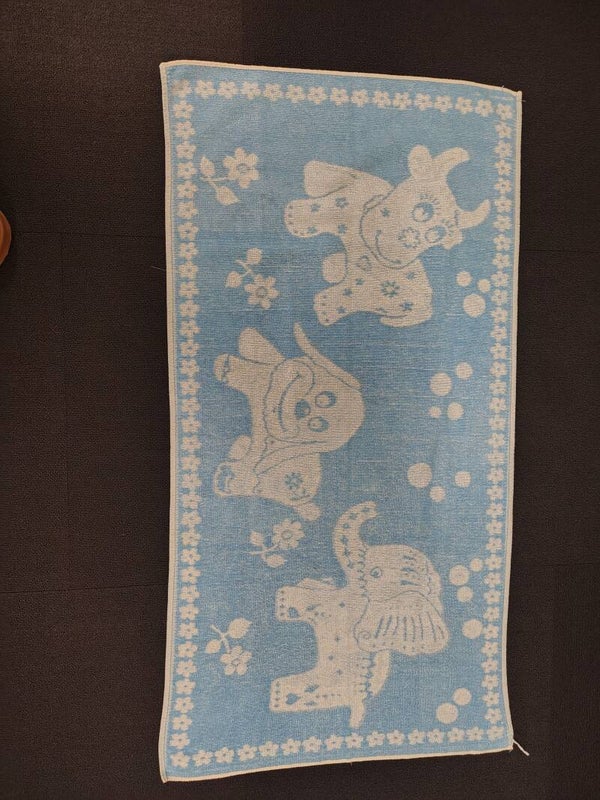 Vintage Kinderhanddoek met dieren – Lichtblauw/Wit