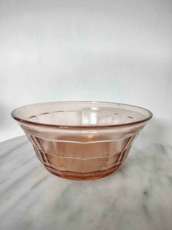 Franse vintage roze glazen schaal – subtiele retro charme uit de jaren 70