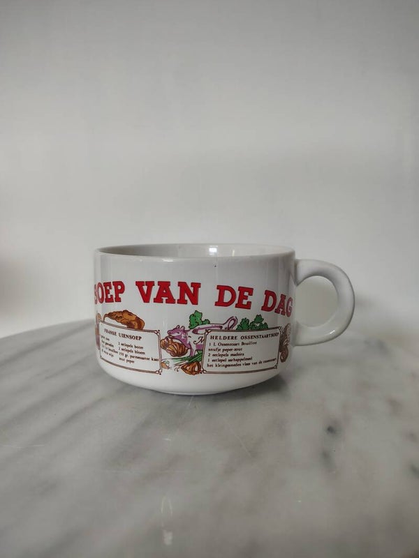 Vintage soepkom 'Soep van de Dag' – nostalgie op tafel! 🍲❤️