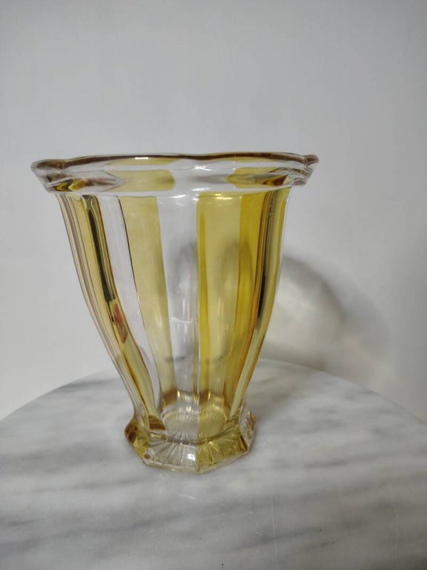 Vintage glazen vaas – helder & geel glas – 17 cm