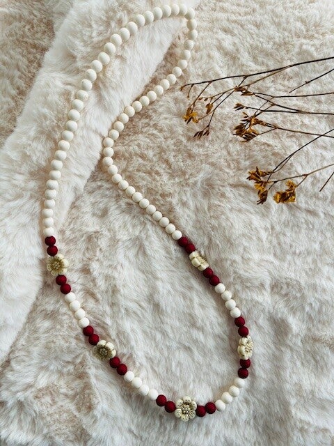 Kinderketting donkerrood bloem