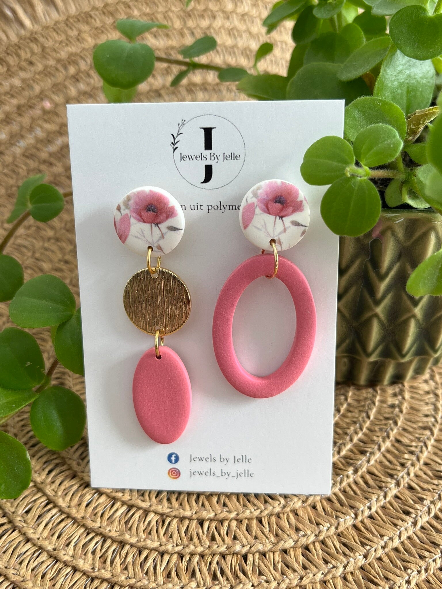 Alix donkerroze bloemenprint