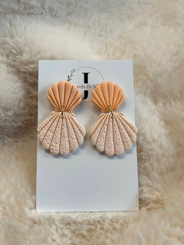 Isa shell peach