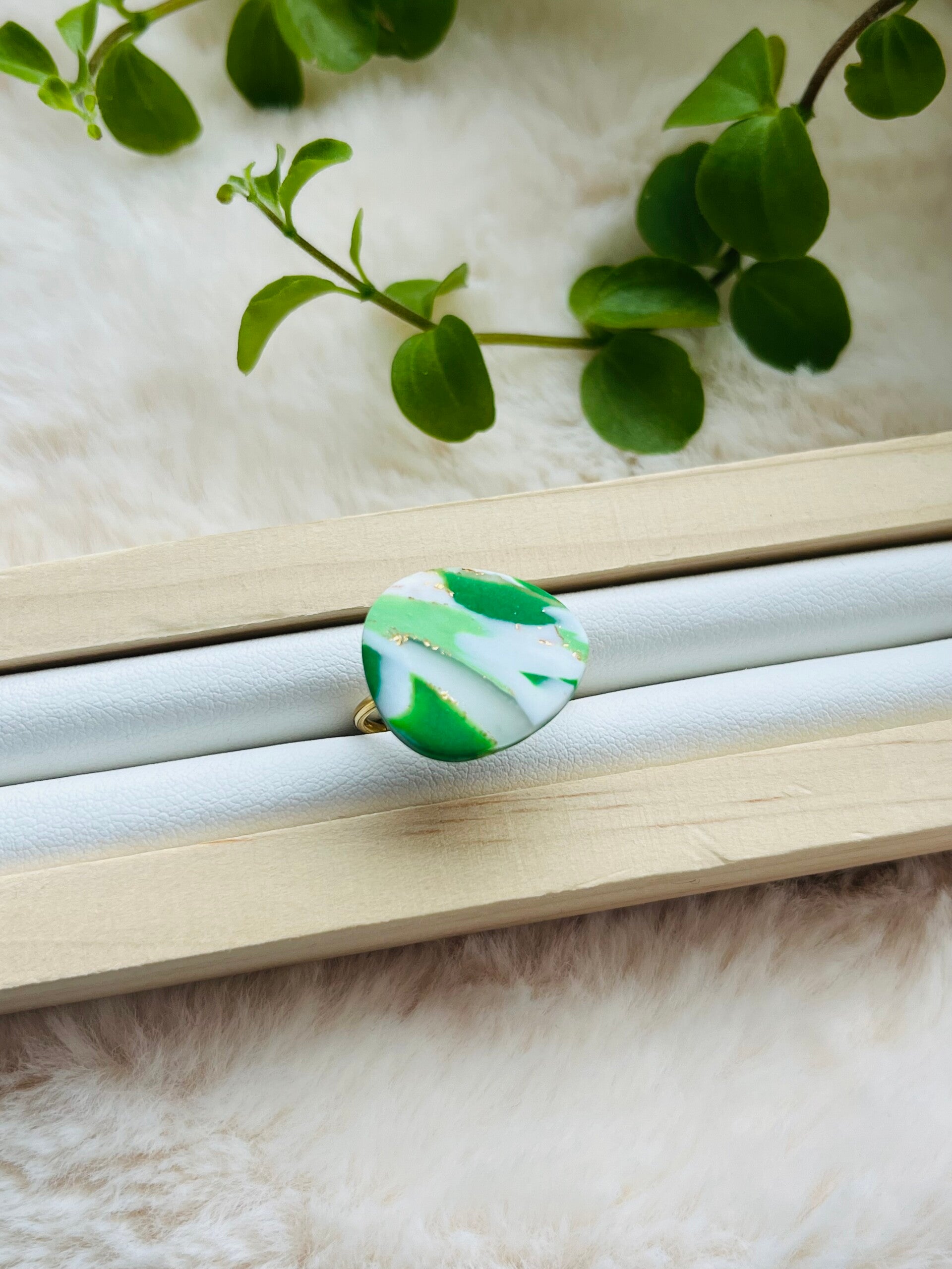 Ring marmer groen