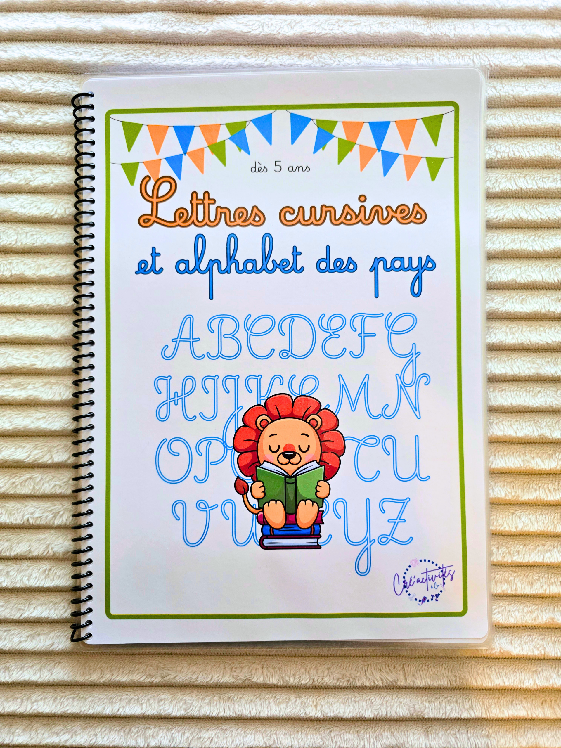 Livret : Lettres cursives - Alphabet des pays