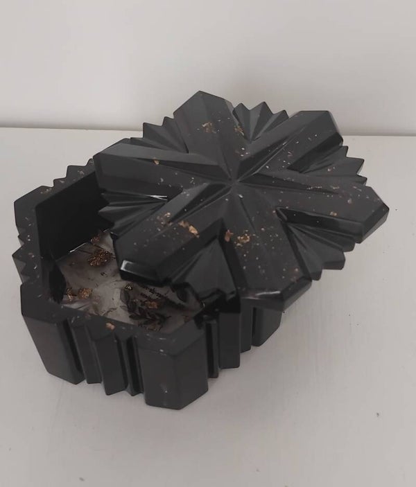 Boîte Flocon / étoile noire et or