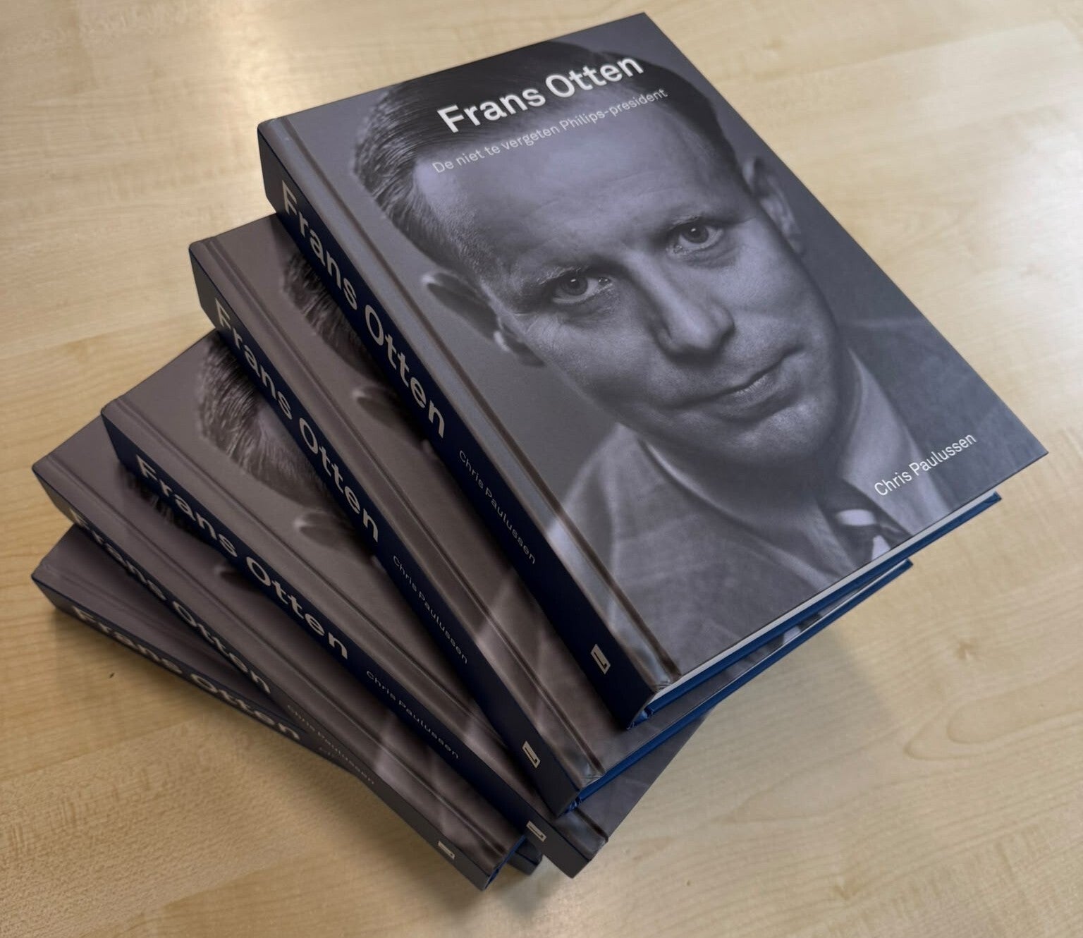 Aankondiging biografie van Frans Otten, geschreven door Chris Paulussen.