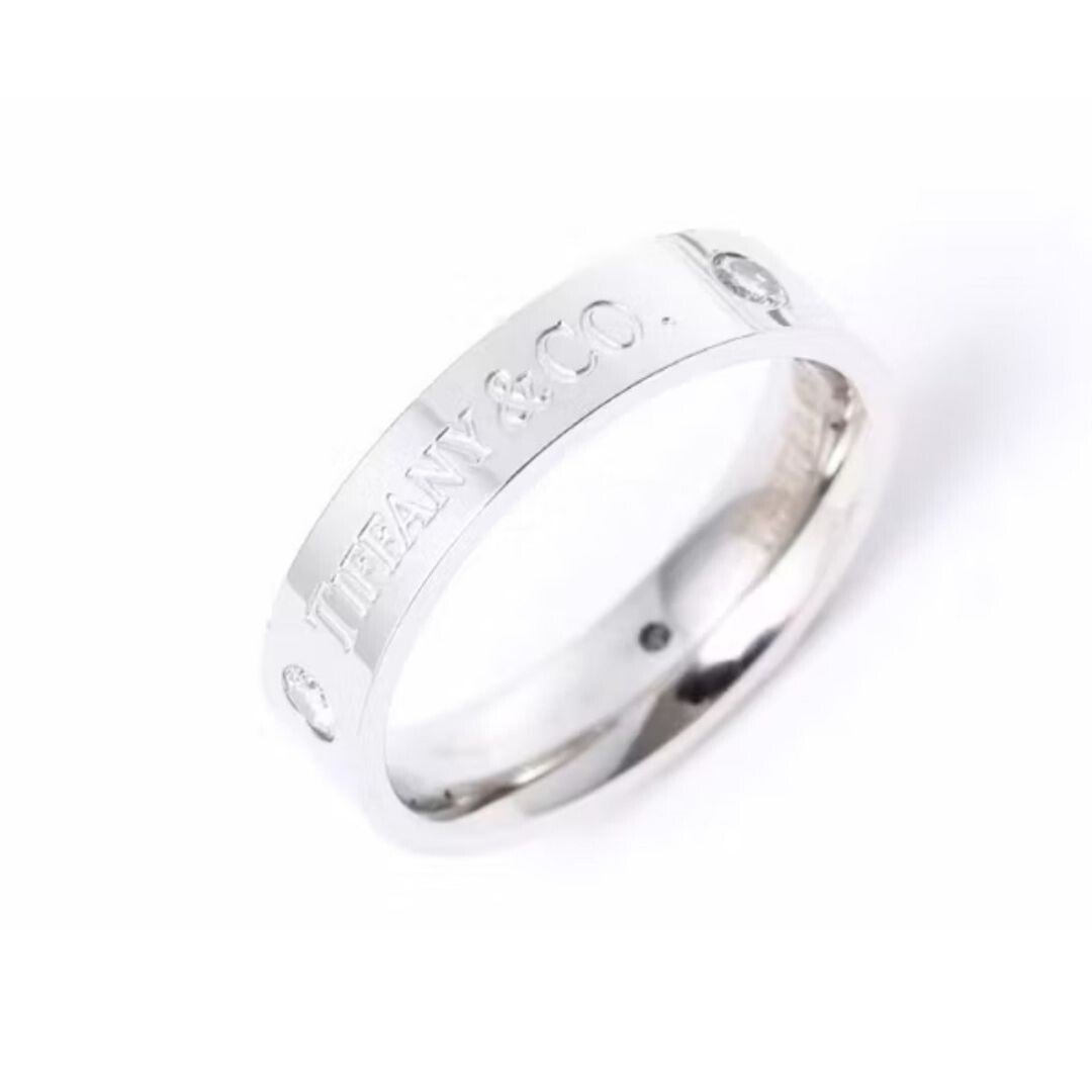 Anillo T&C.