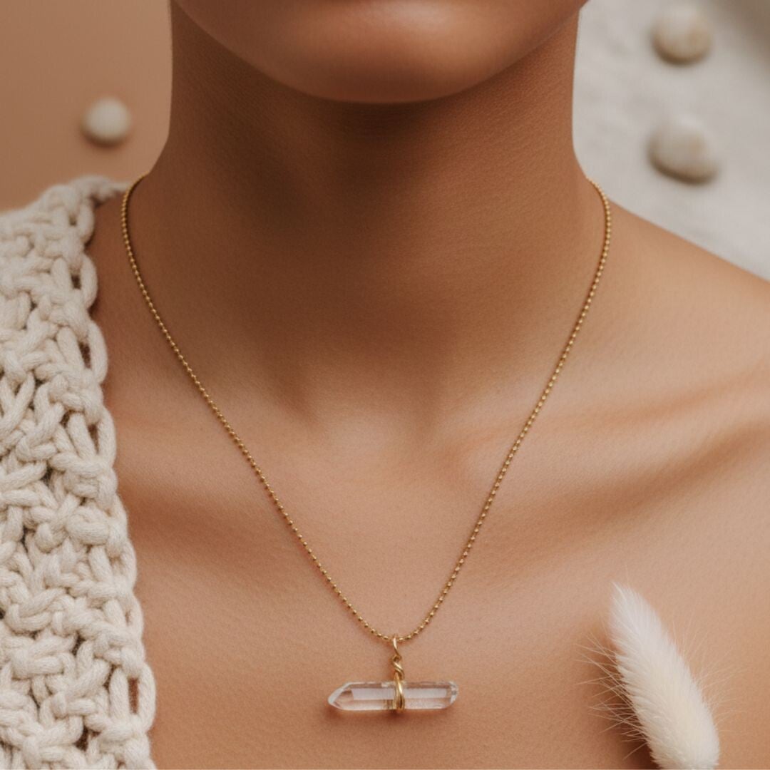 Collar cuarzo blanco.
