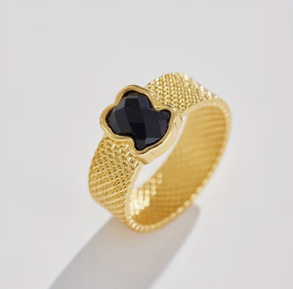 Anillo Oso negro con dorado