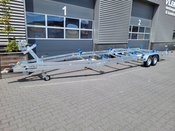 VLEMMIX Boottrailer 10 m 2×1800 kg