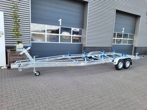 VLEMMIX Boottrailer 8,4 m 2×1800 kg