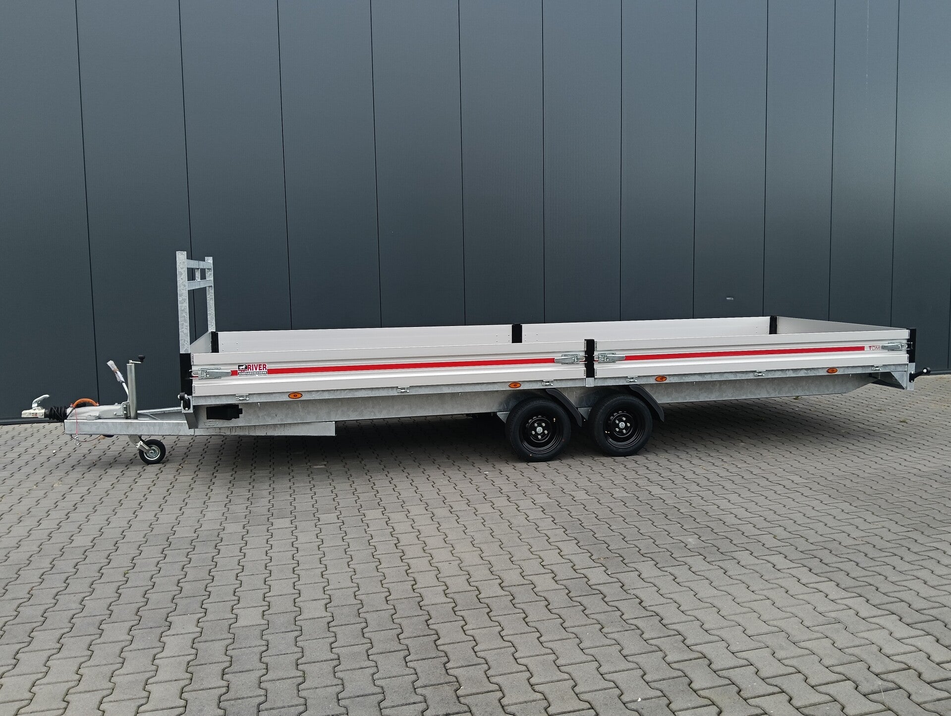 VDM Plateauwagen 614x208 3500KG
