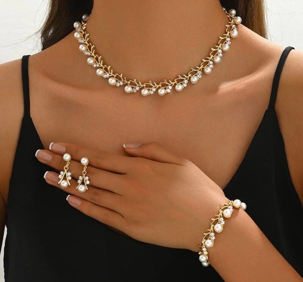 Golden Pearl Set