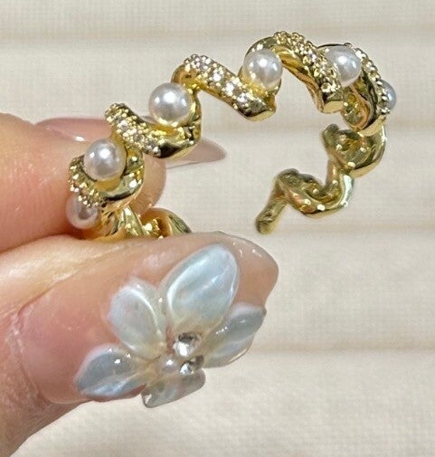 Pearl Étoile Ring