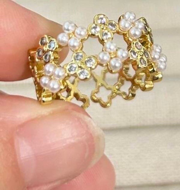Pearl Royale Ring