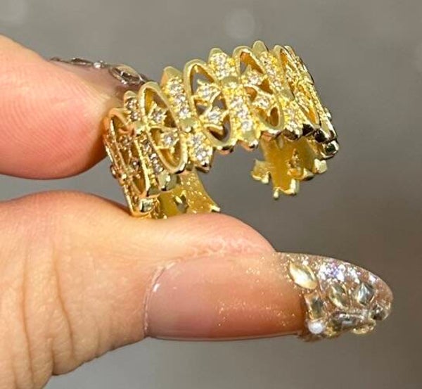 Iconic Ring