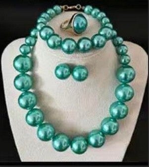 Pearls Turquoise