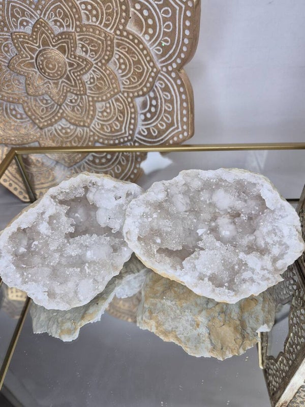 Bergkristal Geode 10-12cm