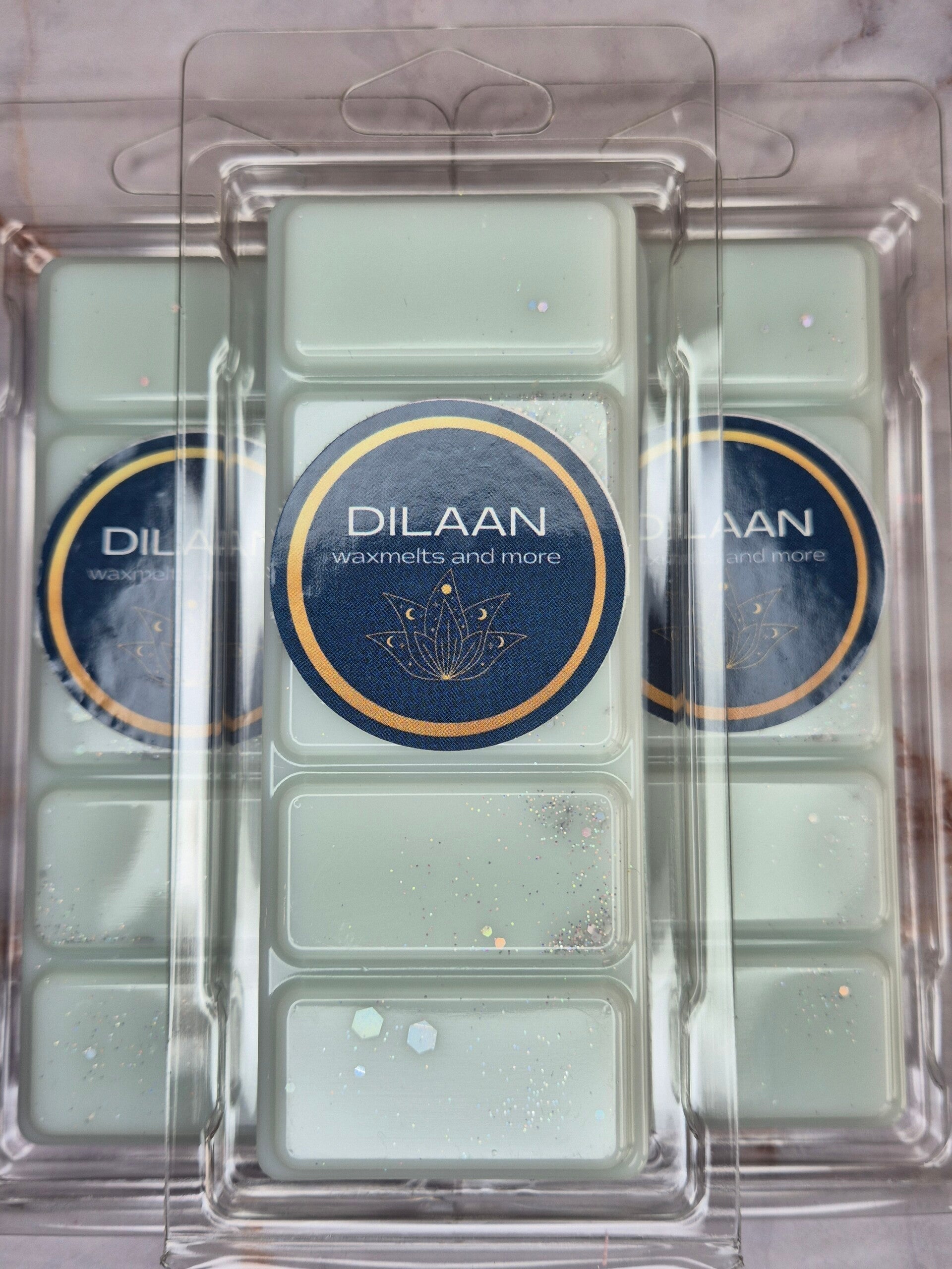 Snowflake Kisses Snapbar