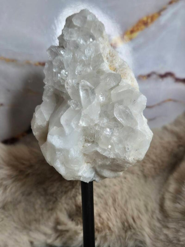 Bergkristal op standaard (18)