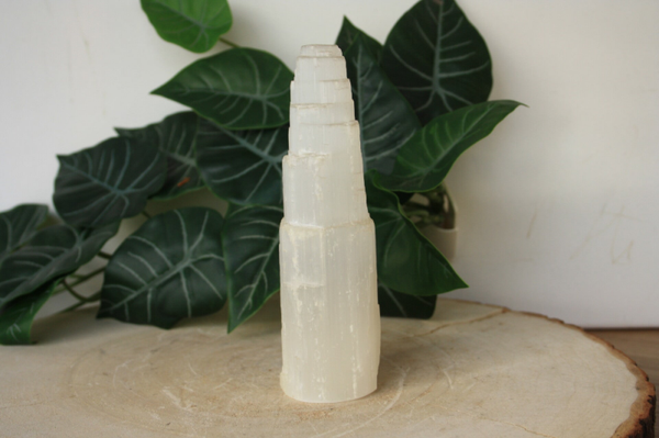 Seleniet Toren 'IJsberg' (15 cm)