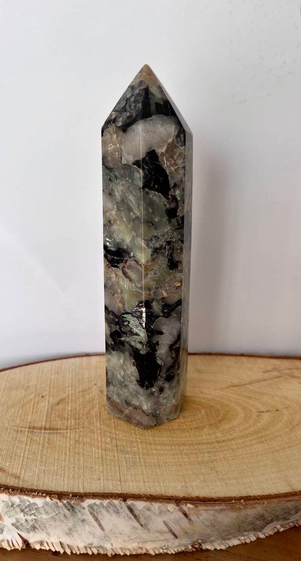 Regenboog Maansteen/ Lepidoliet Obelisk - L - (15 cm)
