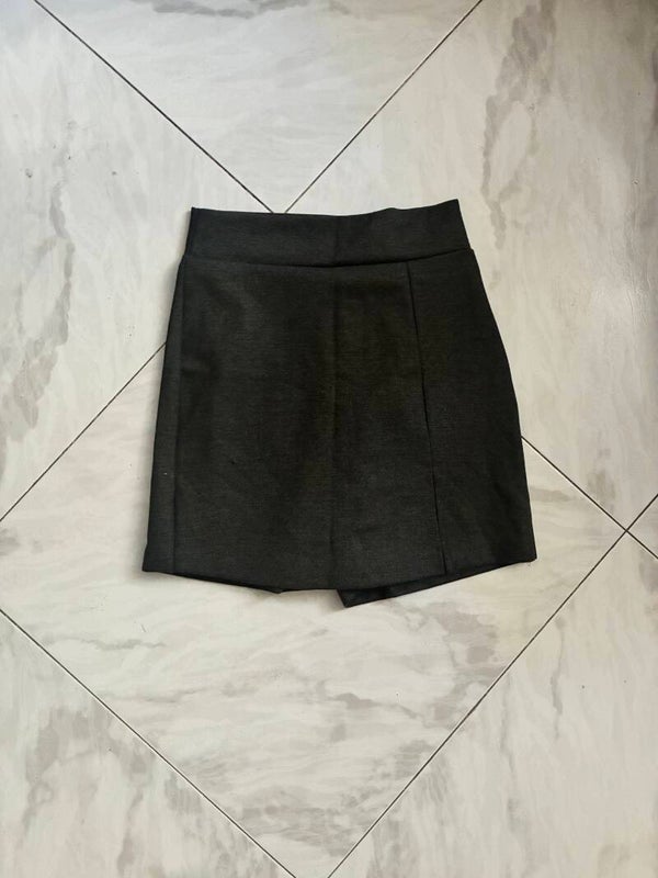 Gonna pantaloncino