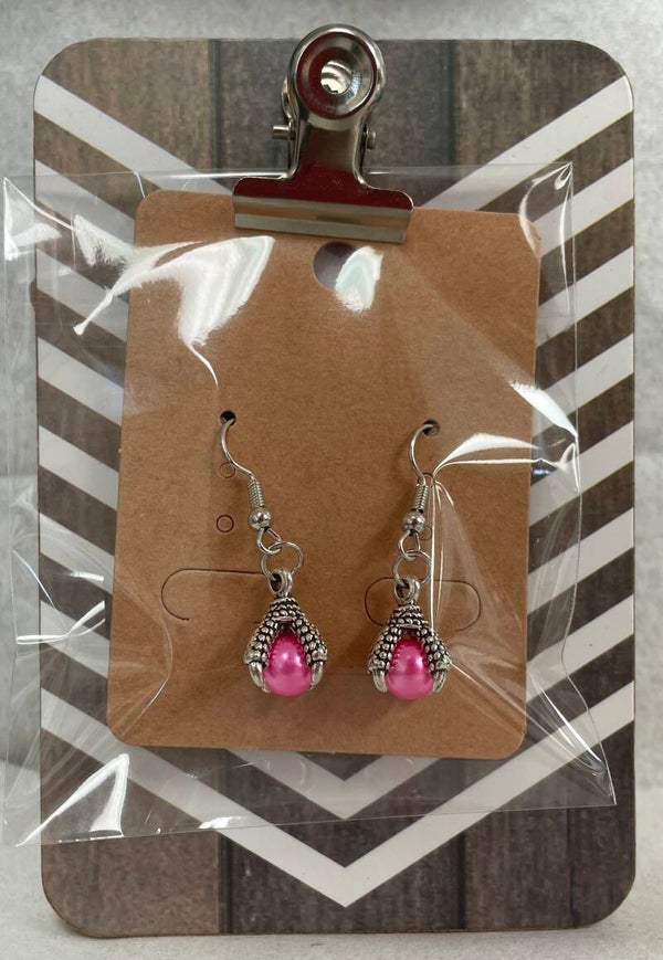 Pearl and Claw Earrings - Pink
