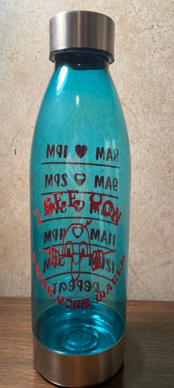 Kilroy "I See You Drink Your Water" Bottle