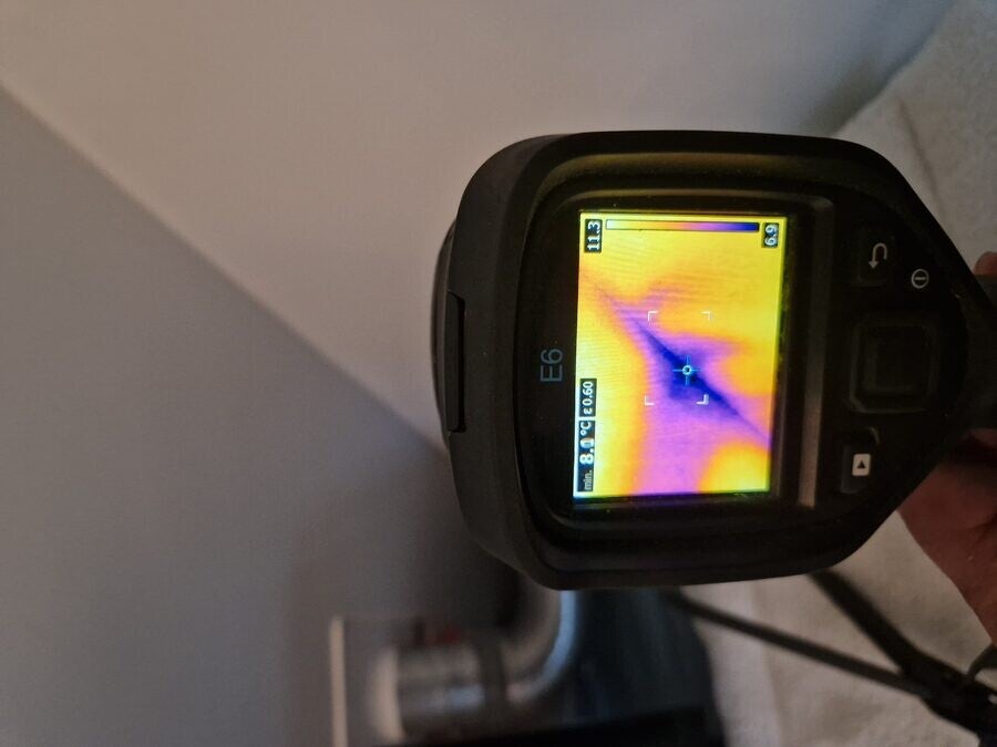 Warmtebeeldcamera detecteert verborgen lekkage in leiding - lekdetectie Amsterdam