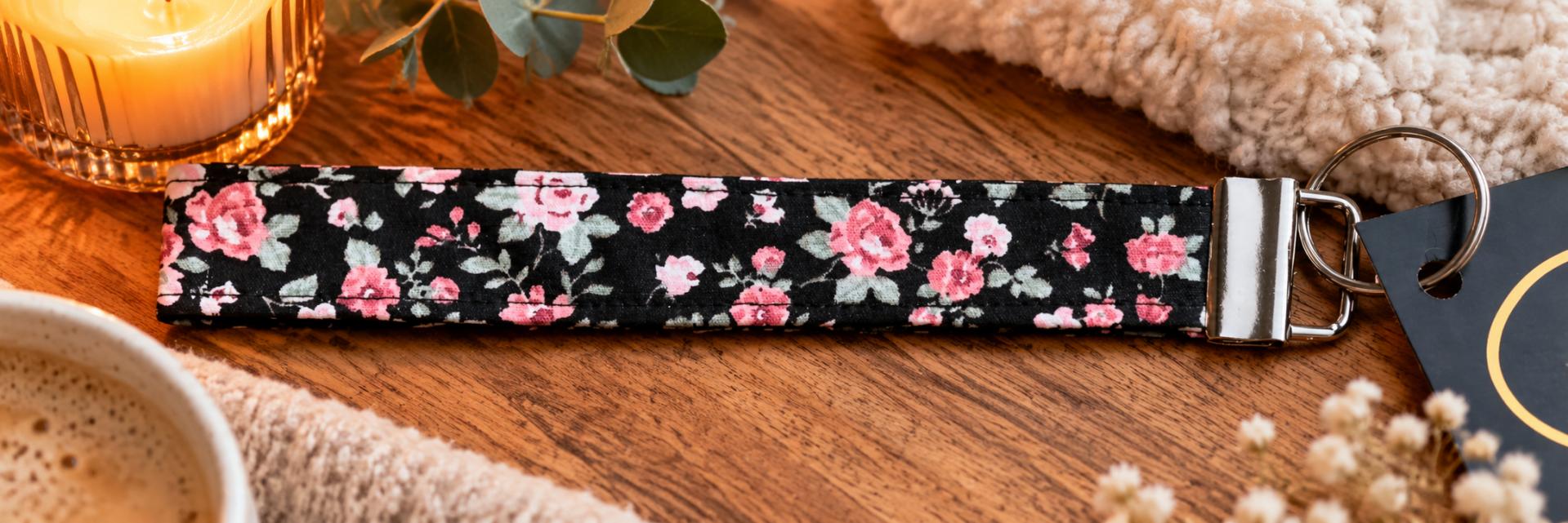 Key Clip Black flowers