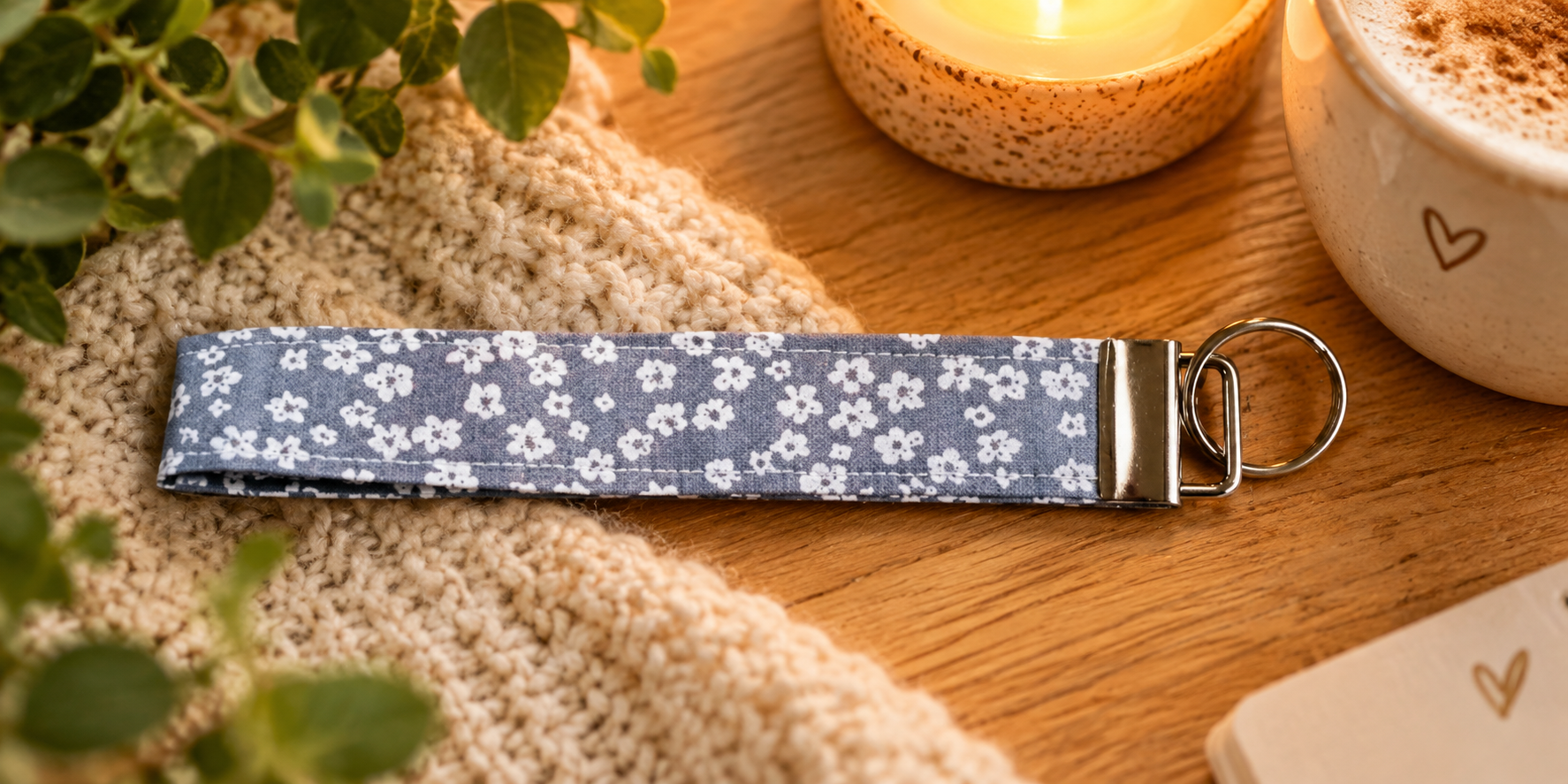 Key Clip Grey Flowers