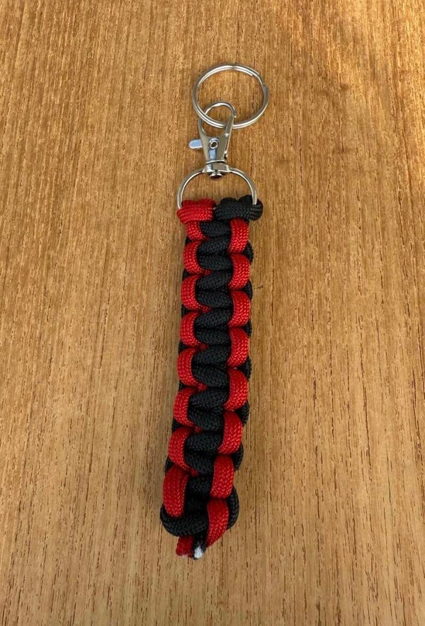 Sleutelhanger : rood - zwart