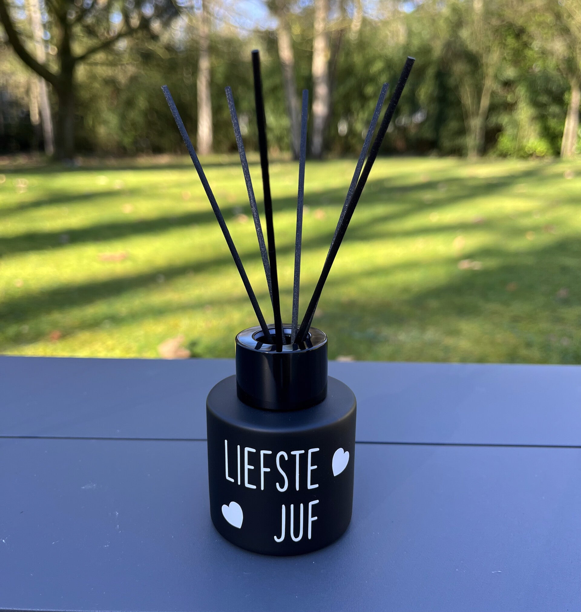 Huisparfum - geurstokjes 50ml - Liefste juf - zwart