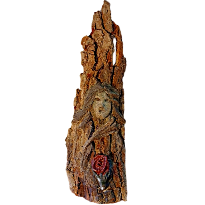 "Waldfee" Betonfigur auf Holz
