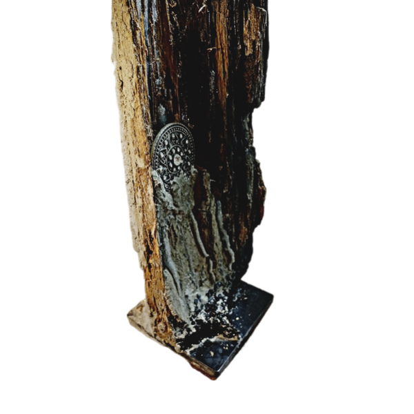 "Wächter" fantasievolle Skulptur