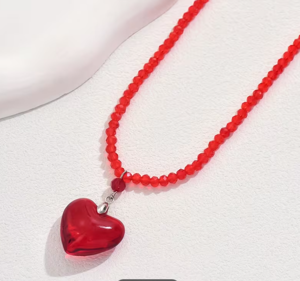 COLLAR CHOKER CORAZÓN ROJO