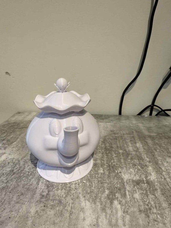 Tekanna - från skönheten och odjuret