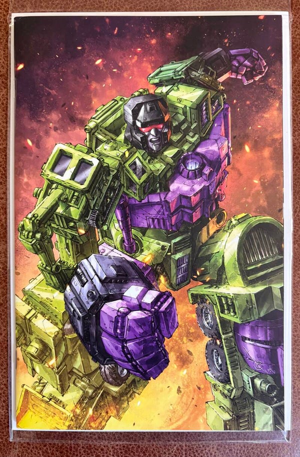 Transformers #13 - Alan Quah Exclusive - Devastator