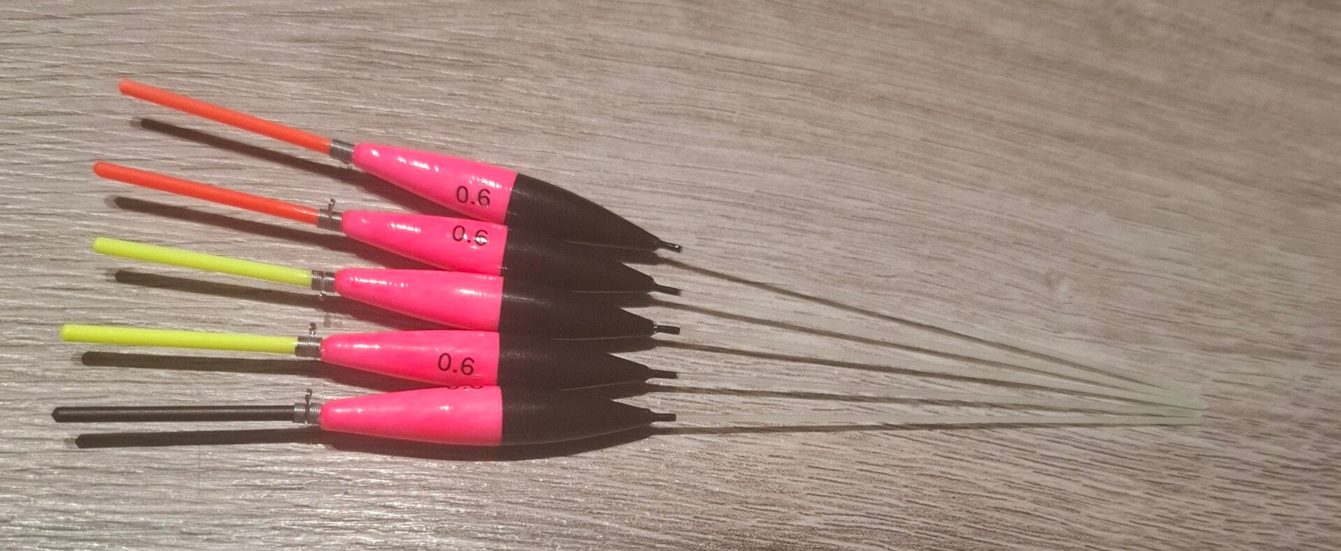 Limited  0,6 ( set 5 dobbers) zwart roze