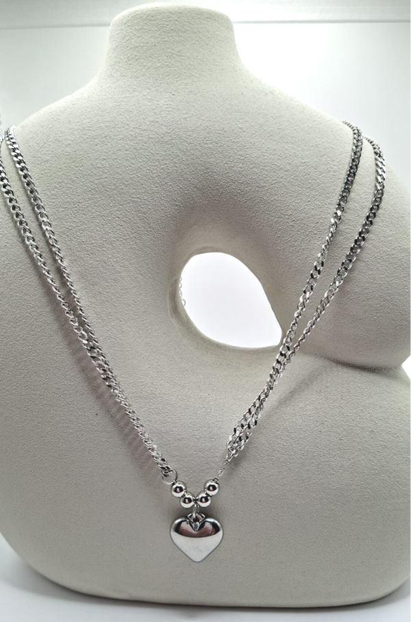 Dubbel laags zilveren ketting met hart bedel