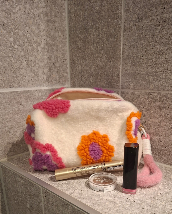 Toilettasje flower