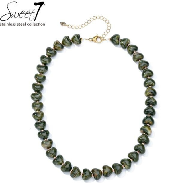 Kralen ketting hartjes