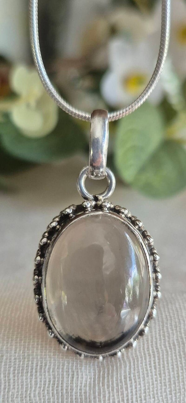 Kettinghanger ovaal bewerkt met Rookkwarts