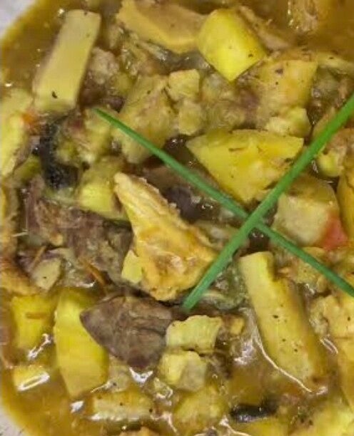 M'tsolola – Boeuf mijoté dans une sauce